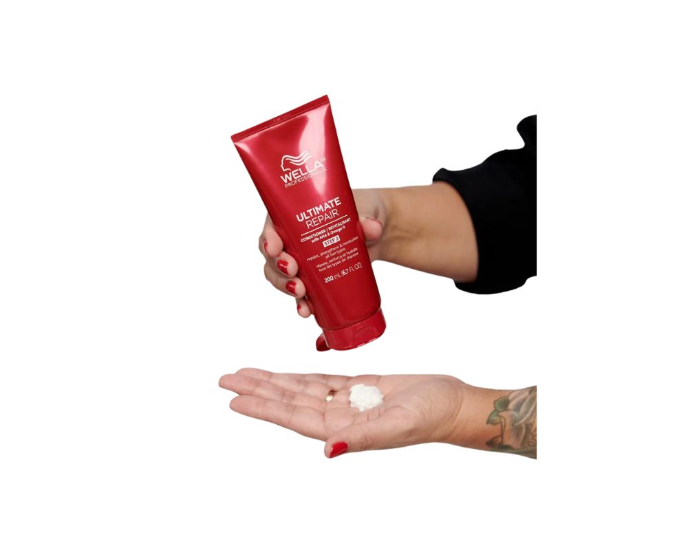 Wella Professionals Ultimate Repair Conditioner 200ml - Intensive Hair Repair - YesMegastore
