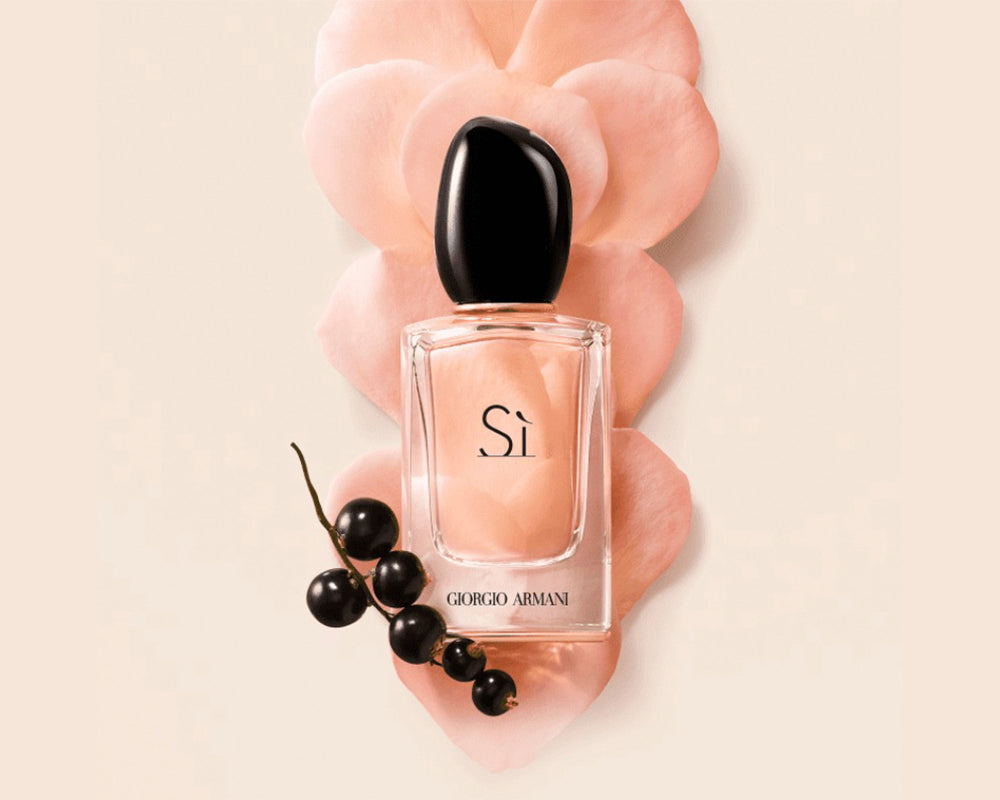 Giorgio Armani Si Eau de Parfum: Embrace Timeless Elegance - YesMegastore